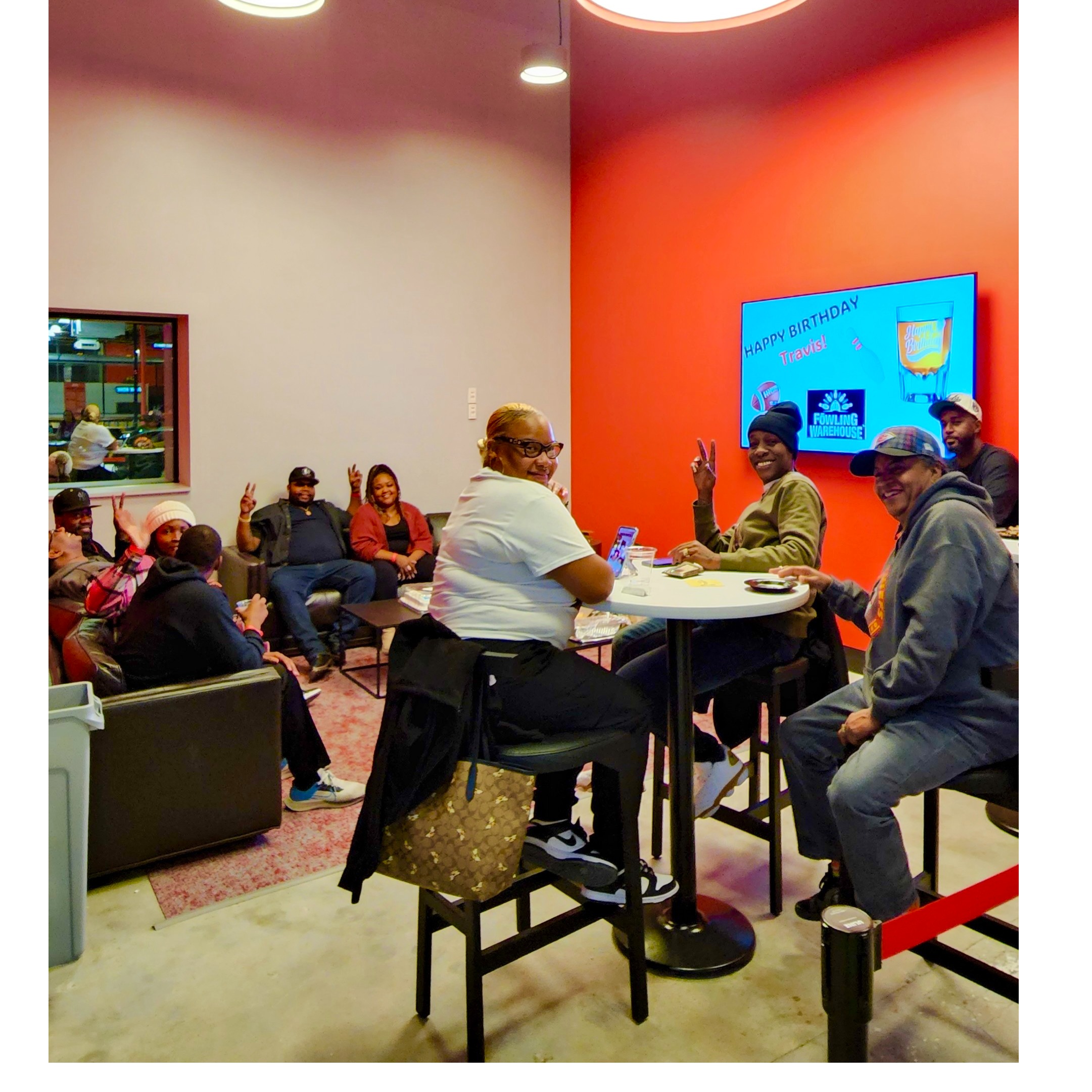 service_RED_VIP_LOUNGE_for_2_Hours_-_Up_to_15_Guests_-Includes_1_Hour_of_Fowling.jpg